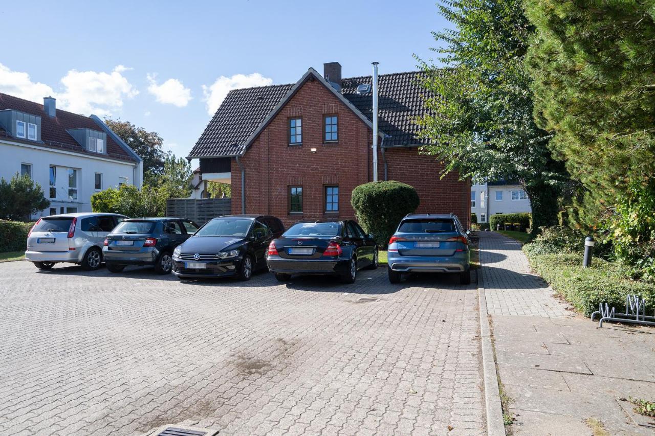 Ferienwohnung Windgefluester Mit Balkon In Scharbeutz Extérieur photo